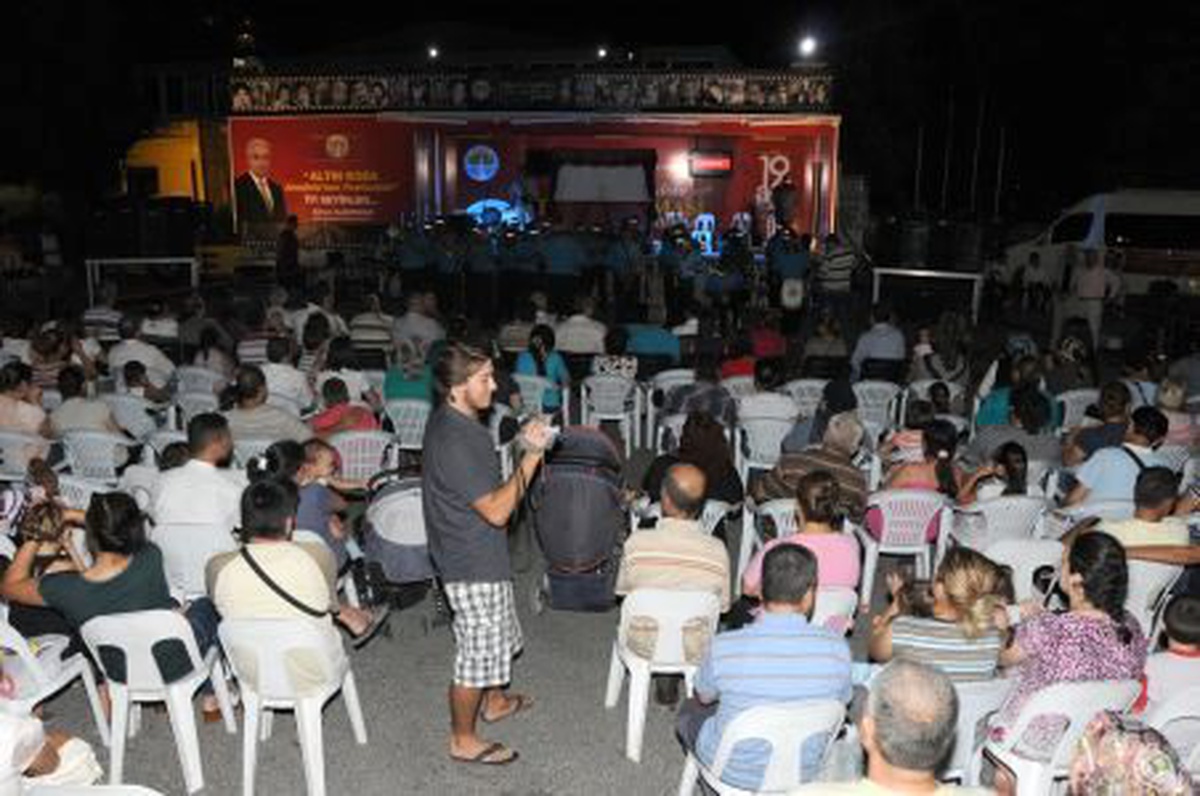 Altın Koza\'nın Gezici Sinema Tırının 28. Durağı Tarsus