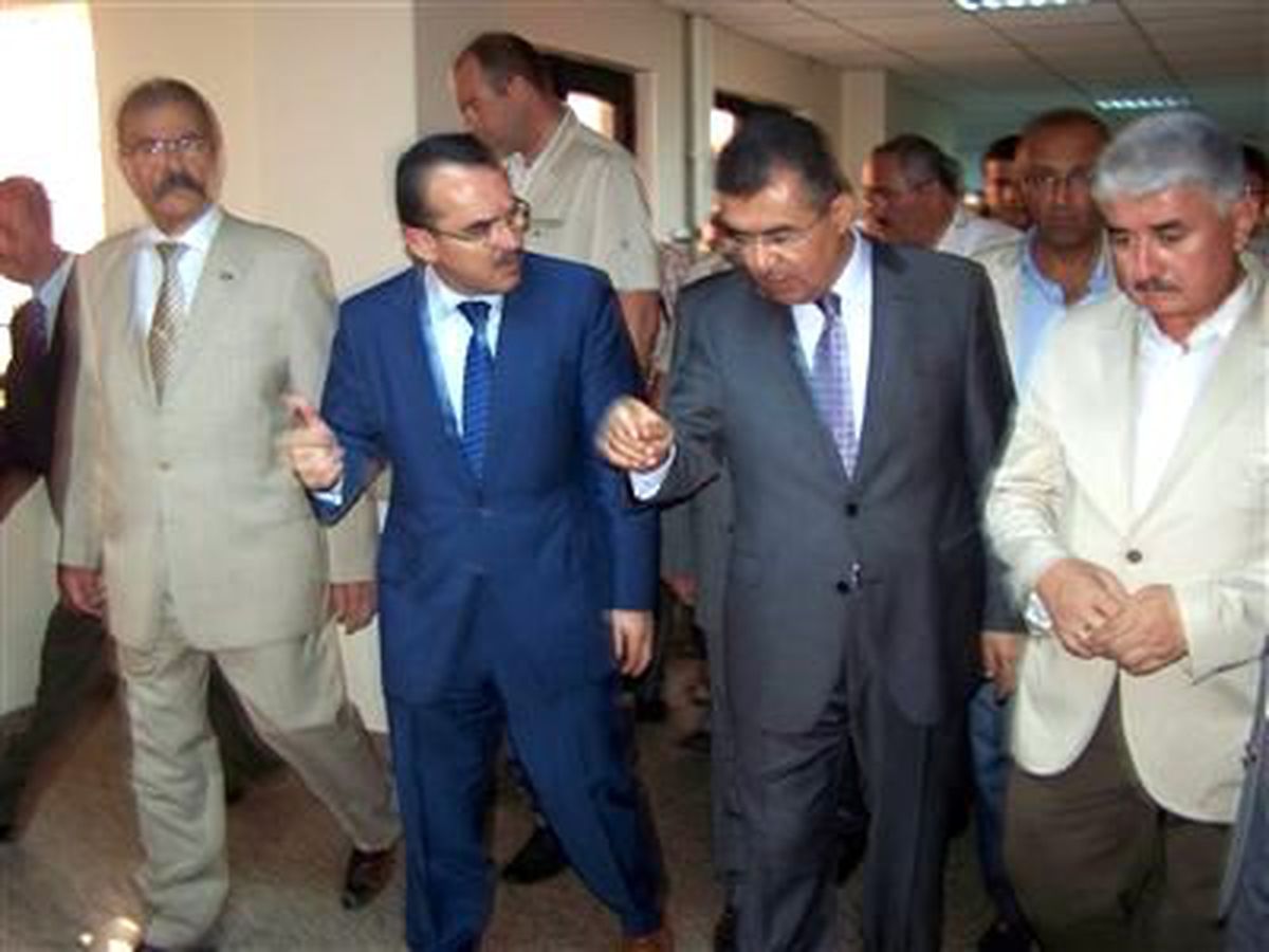 Bakan Ergin Osmaniye\'de