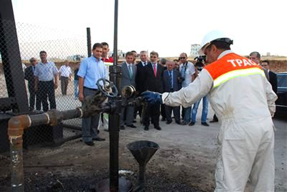 Bakan Yıldız: "Kıbrıs\'ta Yeni Bir Kuyu İçin Anlaşma İmzaladık"