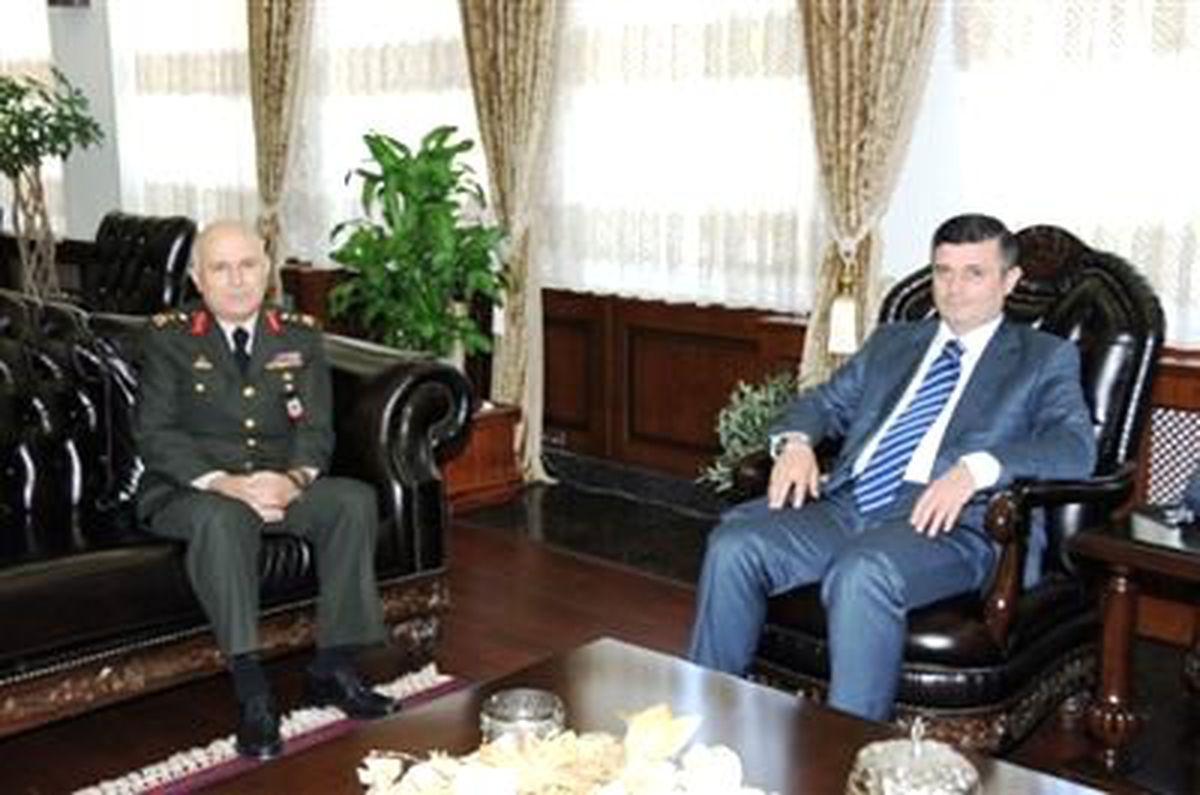 Balıkesir\'in Yeni Garnizon Komutanı Göreve Başladı