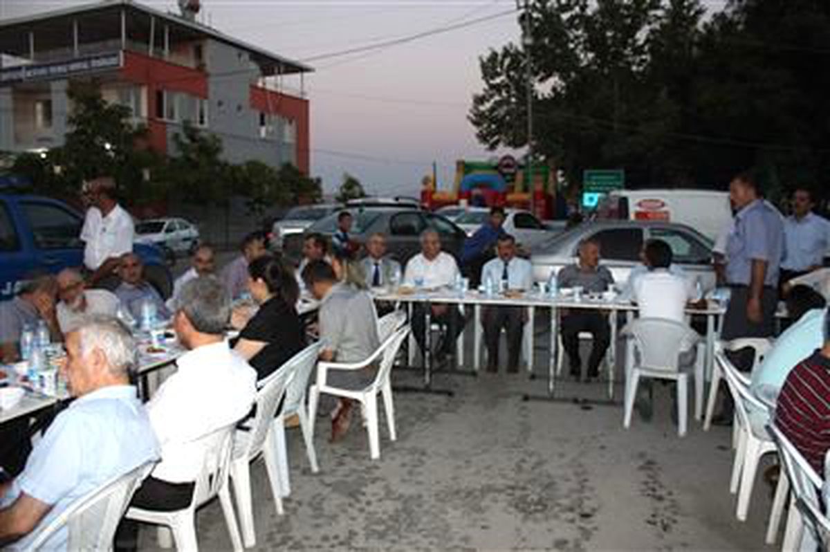 Battalgazi\'de İftar Yemeği Verildi