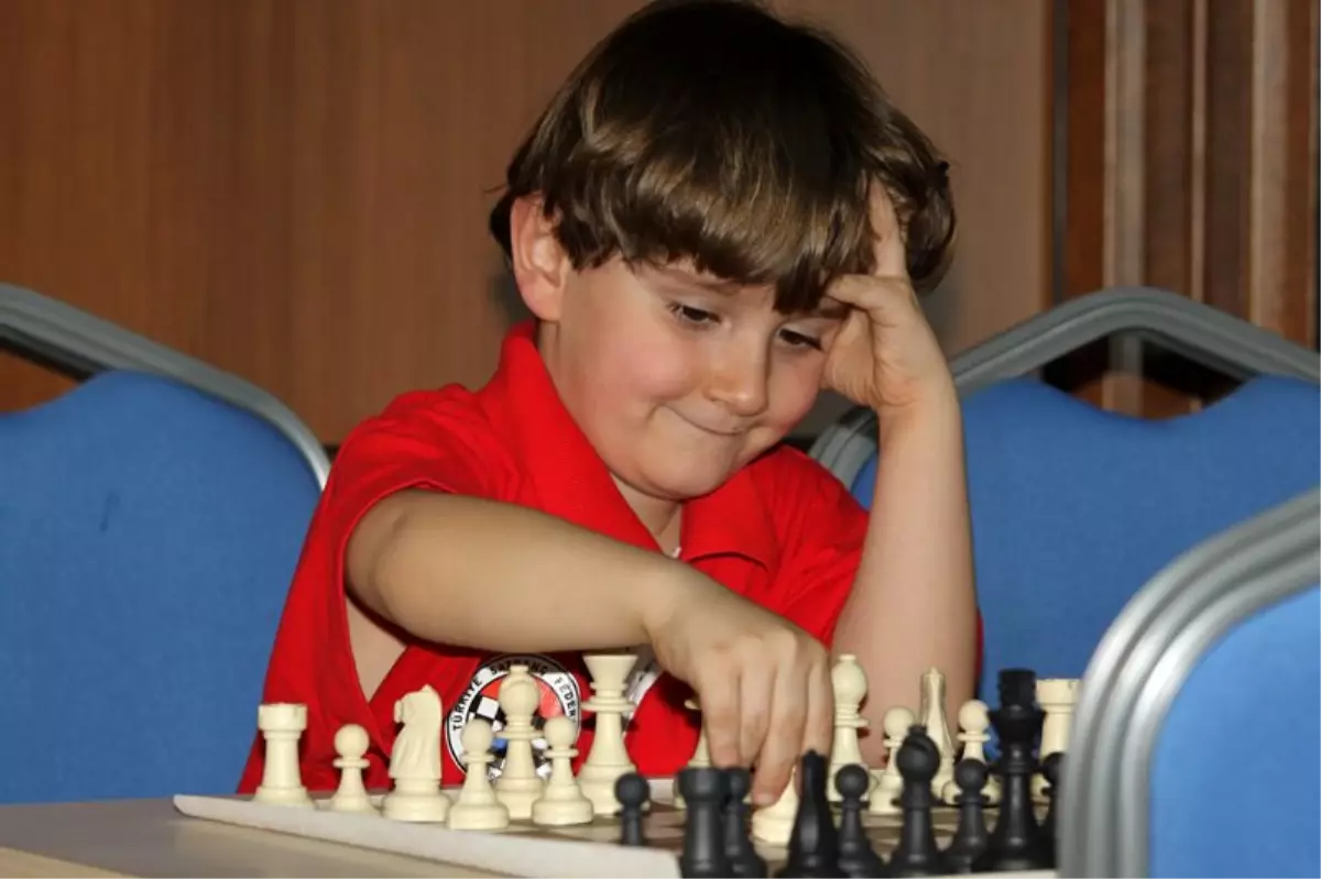 Can Baylav,Prag Yolcusu