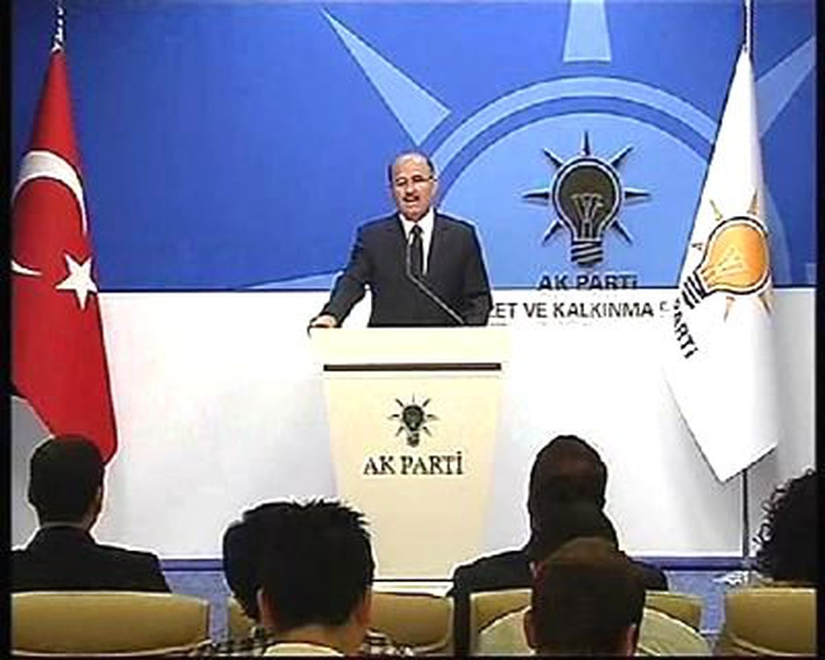 Çelik: Kurtulmuş ve Soylu AK Parti\'ye Katılacaklar