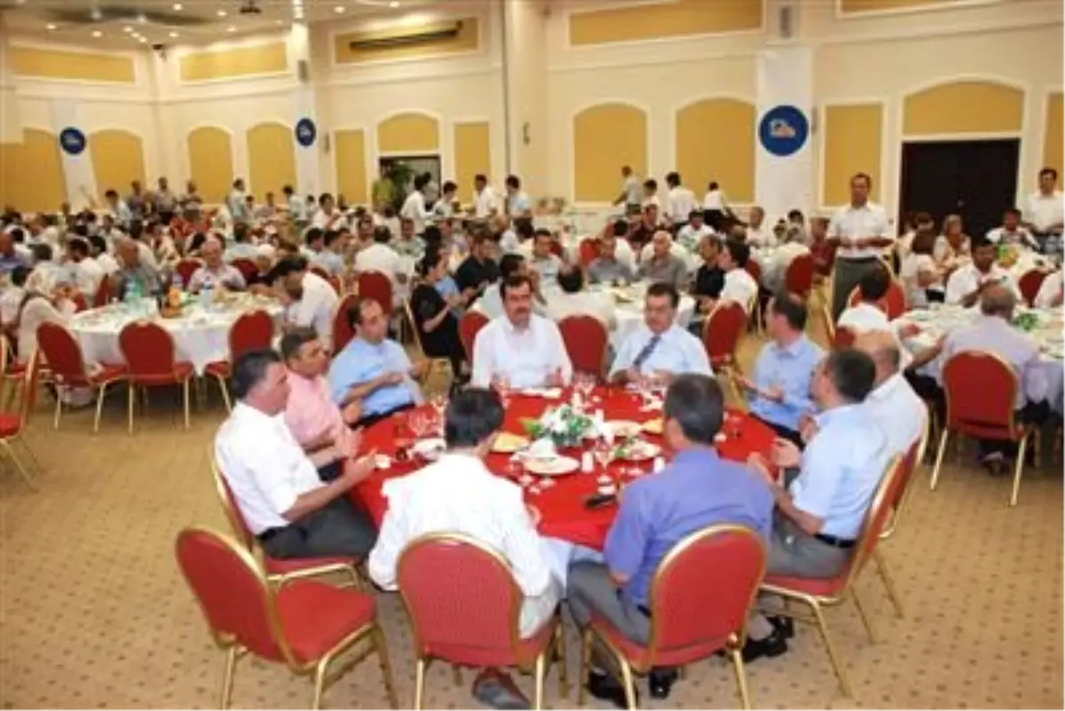 Didim Ticaret Odası\'ndan İftar Yemeği