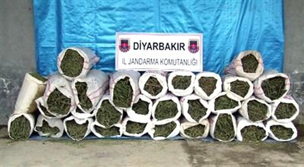 Diyarbakır\'da 3 Günde 315 Kilo Esrar Ele Geçirildi