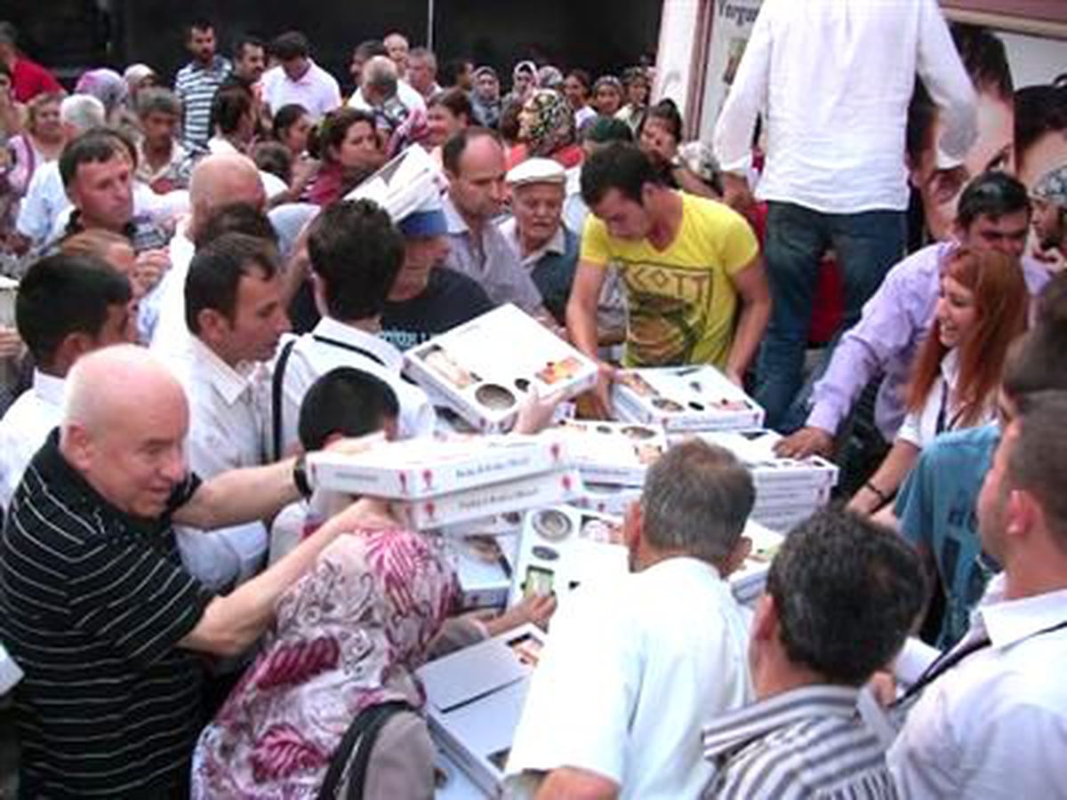 Edirne\'de AK Parti Sedefçi\'ye Rağmen İzinsiz İftar Yaptı