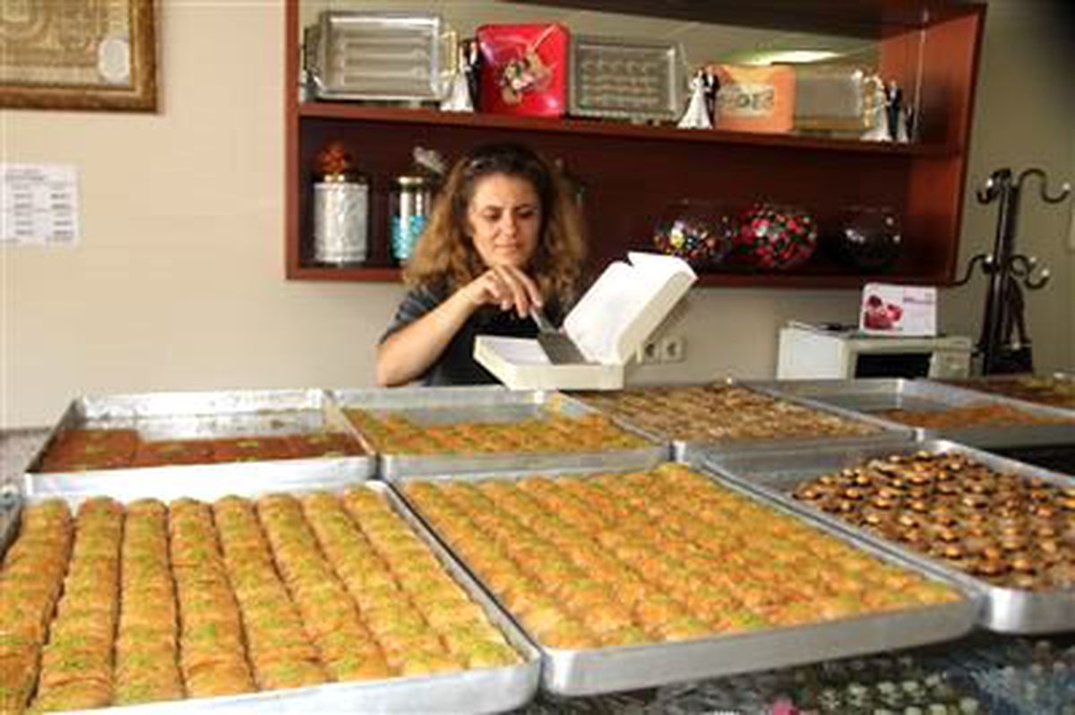Ereğli\'de Ev Baklavasına Yoğun İlgi