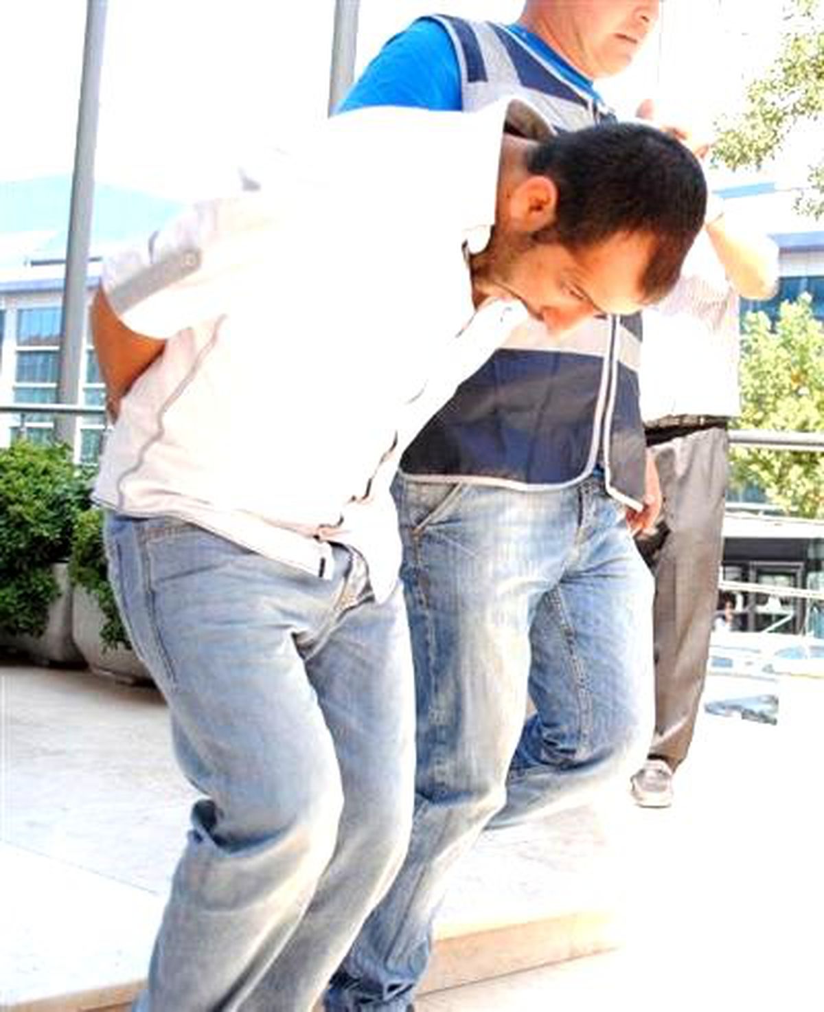 Fabrikadan Kablo Hırsızlığına 2 Tutuklama