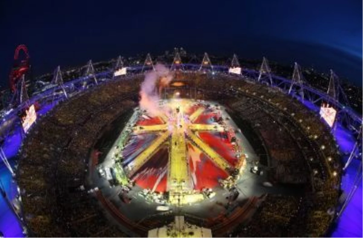 İngiltere\'de Olimpiyatlarının Kapanış Törenini 26,3 Milyon Kişi İzledi