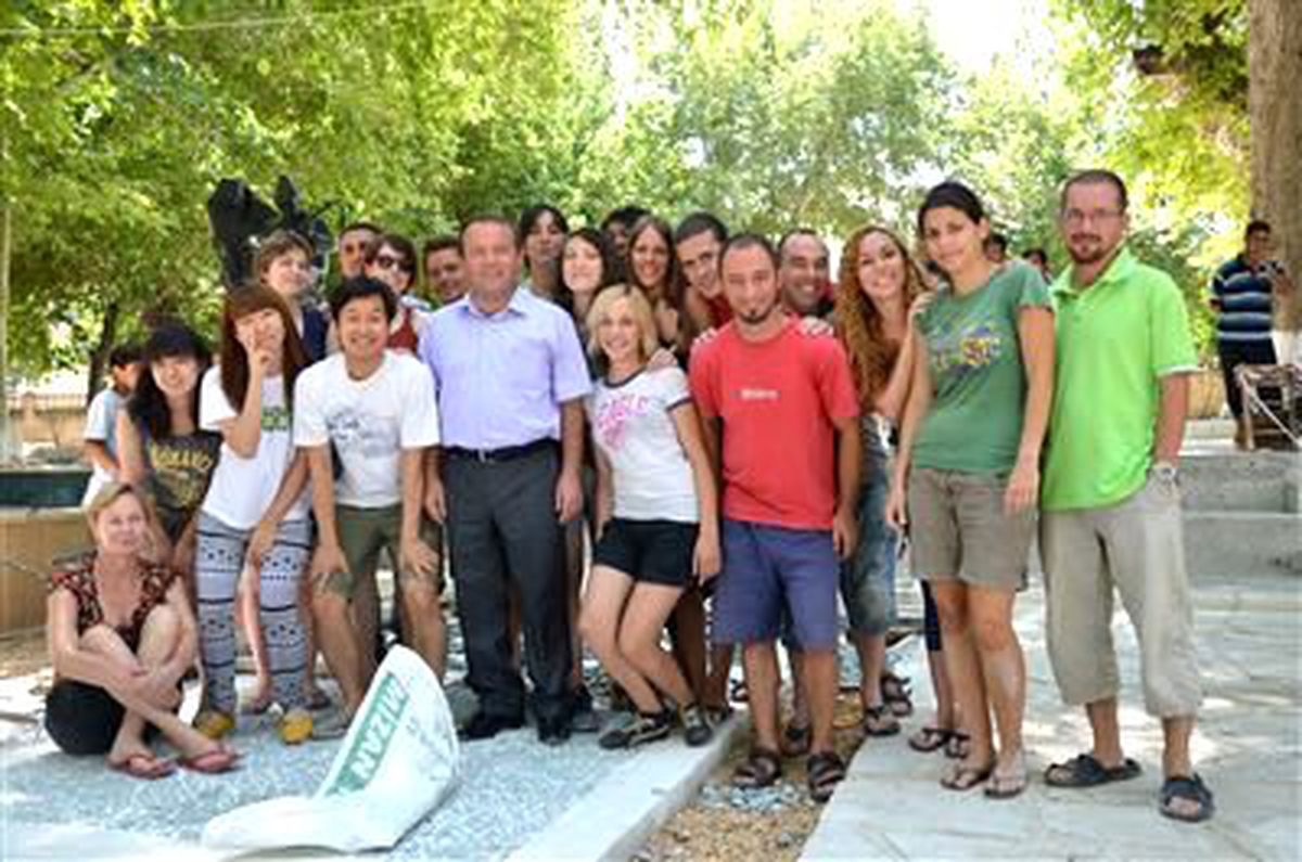 Karacaoğlan Çınaraltı Parkı Restorasyon Çalışması