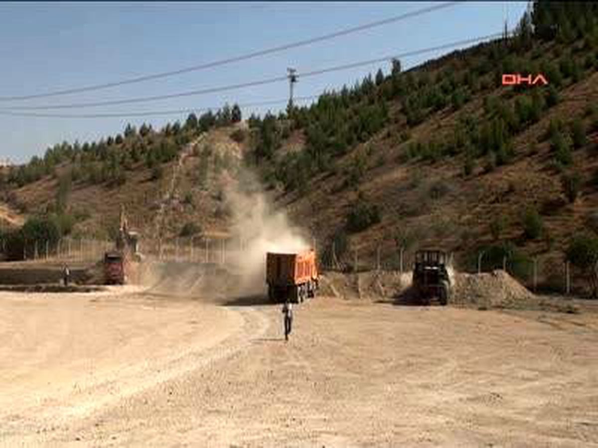 10 Bin Kişilik Çadır Kent Kuruluyor
