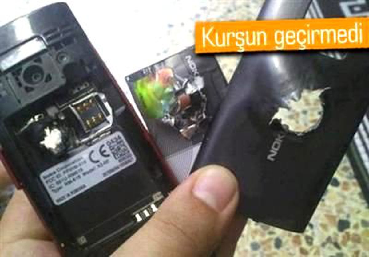 Nokia X2 Suriye\'deki Çatışmada Hayat Kurtardı