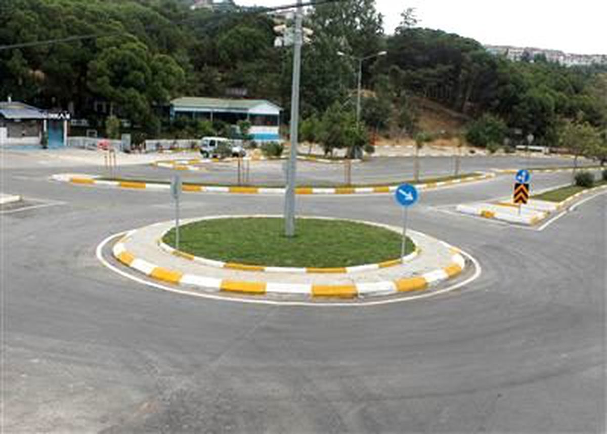 Ocak Ayından İtibaren Beylikdüzü\'ne 36 Bin Ton Asfalt
