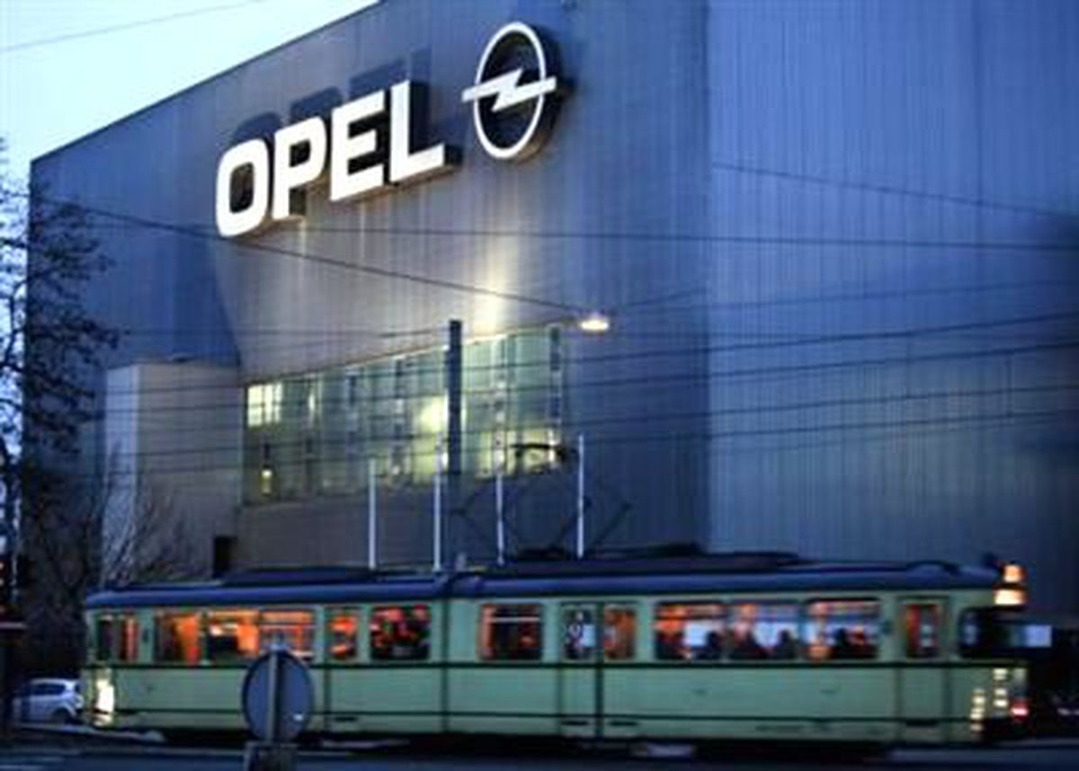 Opel ve Peugeot Ortak Üretim Yapacak
