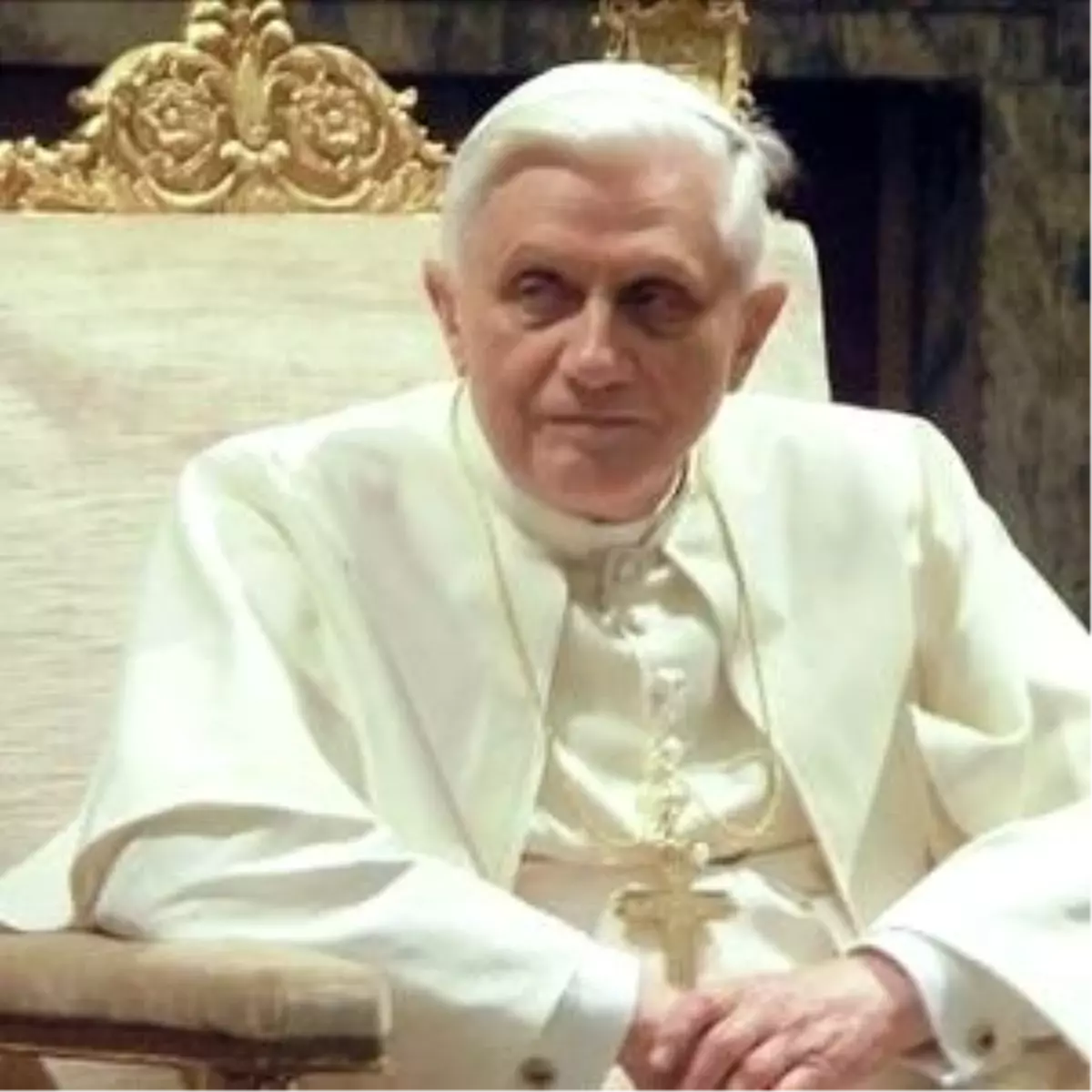 Papa 16. Benediktus\'un Yadımcısı Mahkeme Karşısında