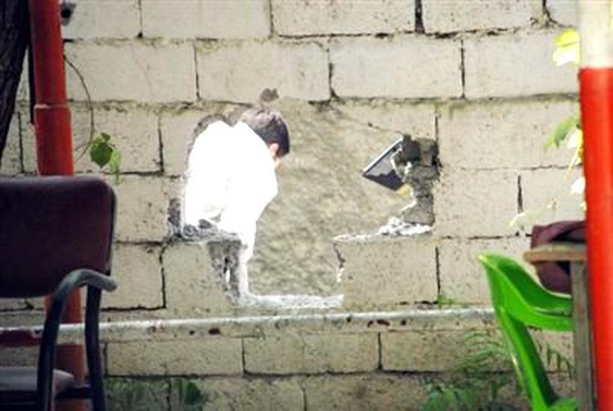 Ramazanda Çay Servisi Yapan Bahçeye Ses Bombası Atıldı