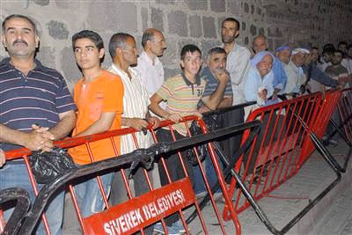 Siverek\'te Sakal-I Şerif\'e Yoğun İlgi