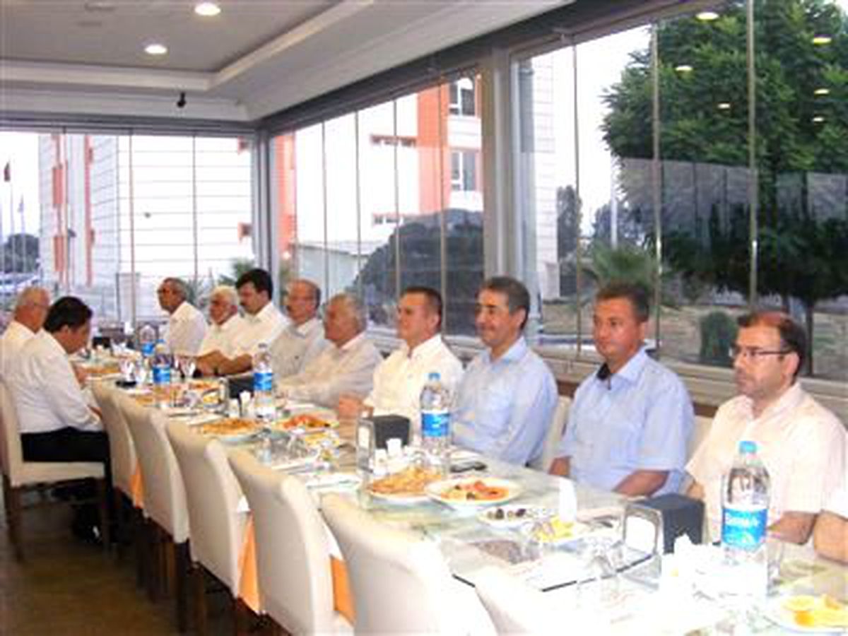 Söke İlçe Müftüğü\'nden İftar Yemeği