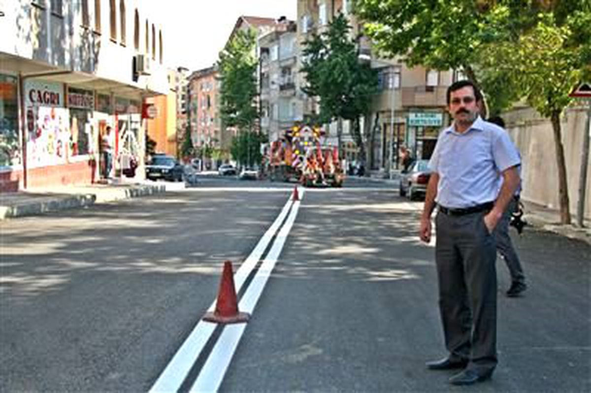 Sungurlu\'da Yol Çizgi Çalışmaları