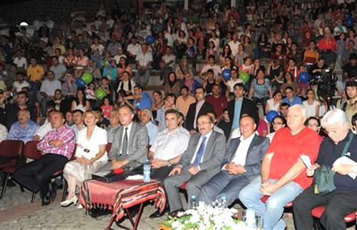 Trabzon\'da Zağnos Vadisi\'nde Boşnak Gecesi