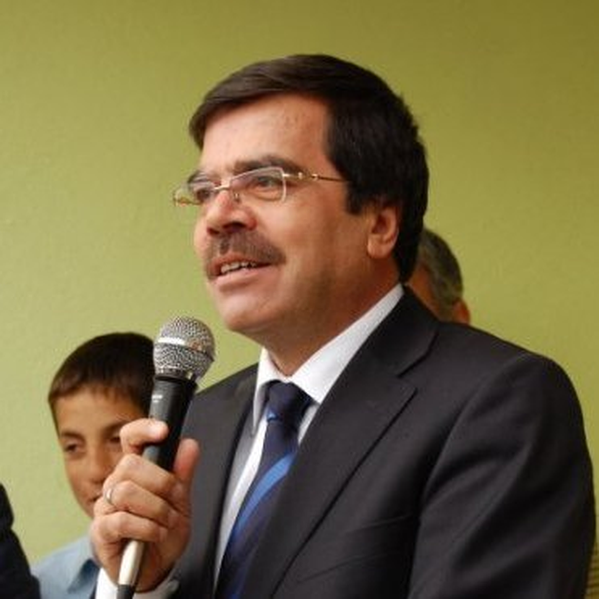 Vali Yılmaz\'dan Ahlat\'a Veda Ziyareti