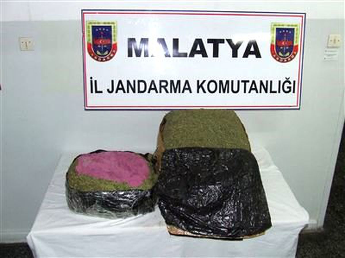 Akçadağ\'da 4.6 Kilogram Esrar Ele Geçirdi