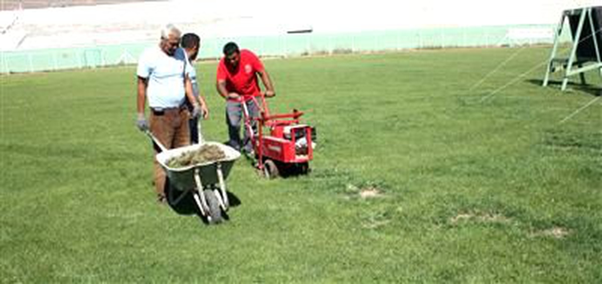 Aksaray\'da Futbol Sahaları Bakıma Alındı