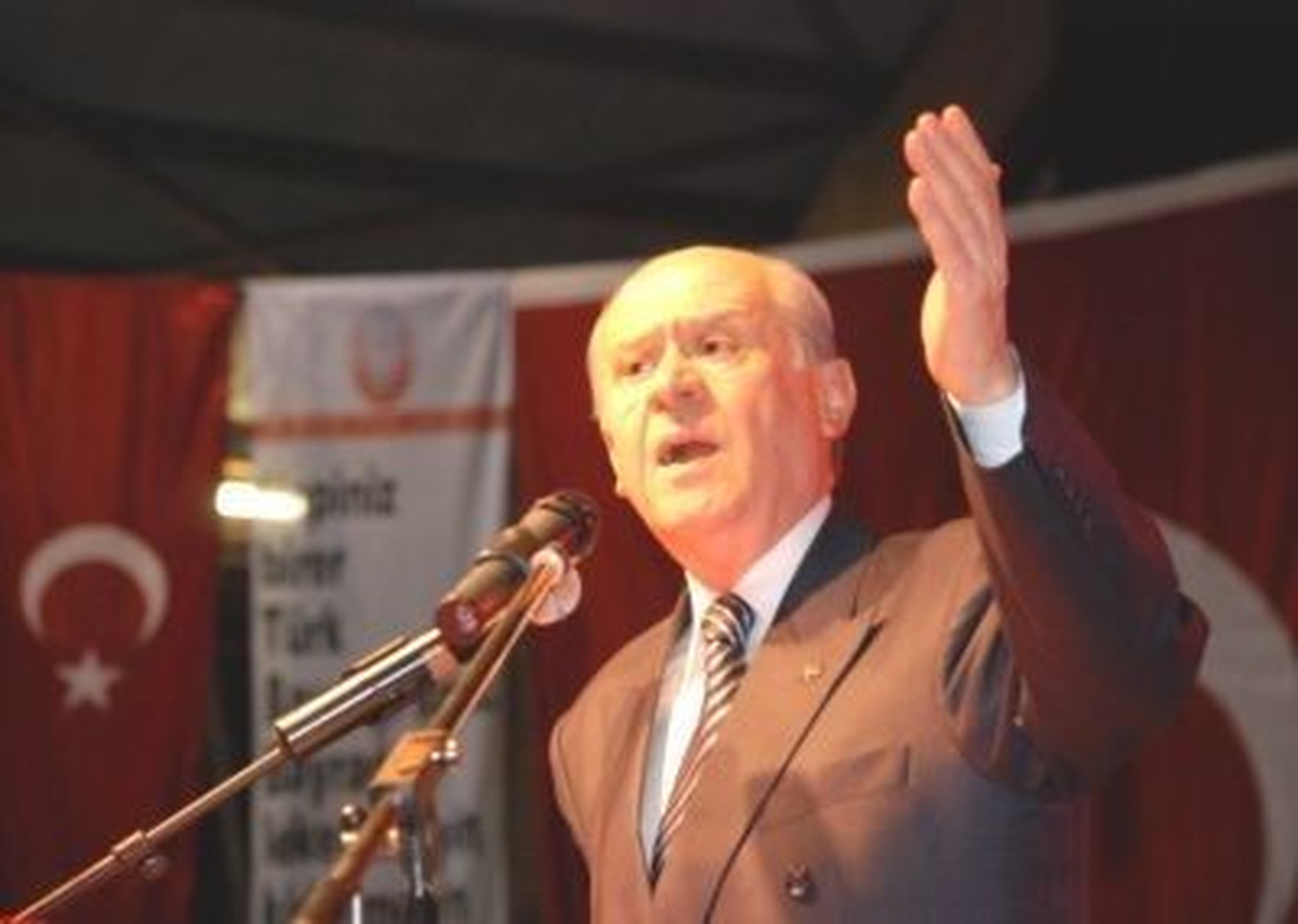 Bahçeli, Vize Engeliyle İlgili Açıklama Yaptı