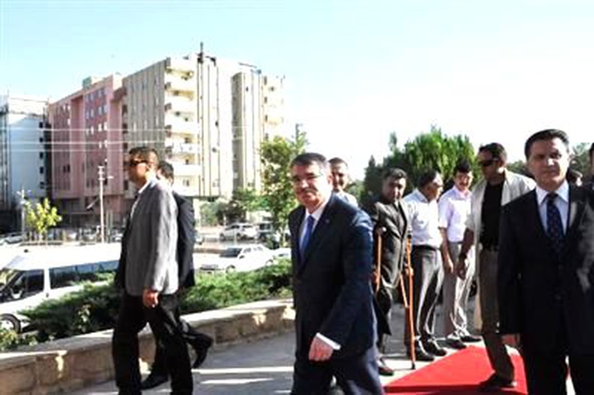 Bakan Şahin\'i Mardin\'de TRT ve Aa Dışındaki Basının İzlemesine İzin Verilmedi