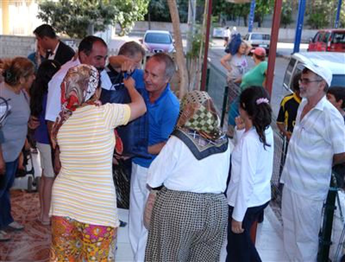 Başkan Evcilmen\'den Gıda Paketi Yardımı