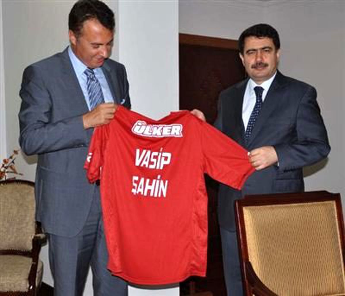 Beşiktaş Düzce\'de Tesis Yapmak İçin Çalışma Başlattı