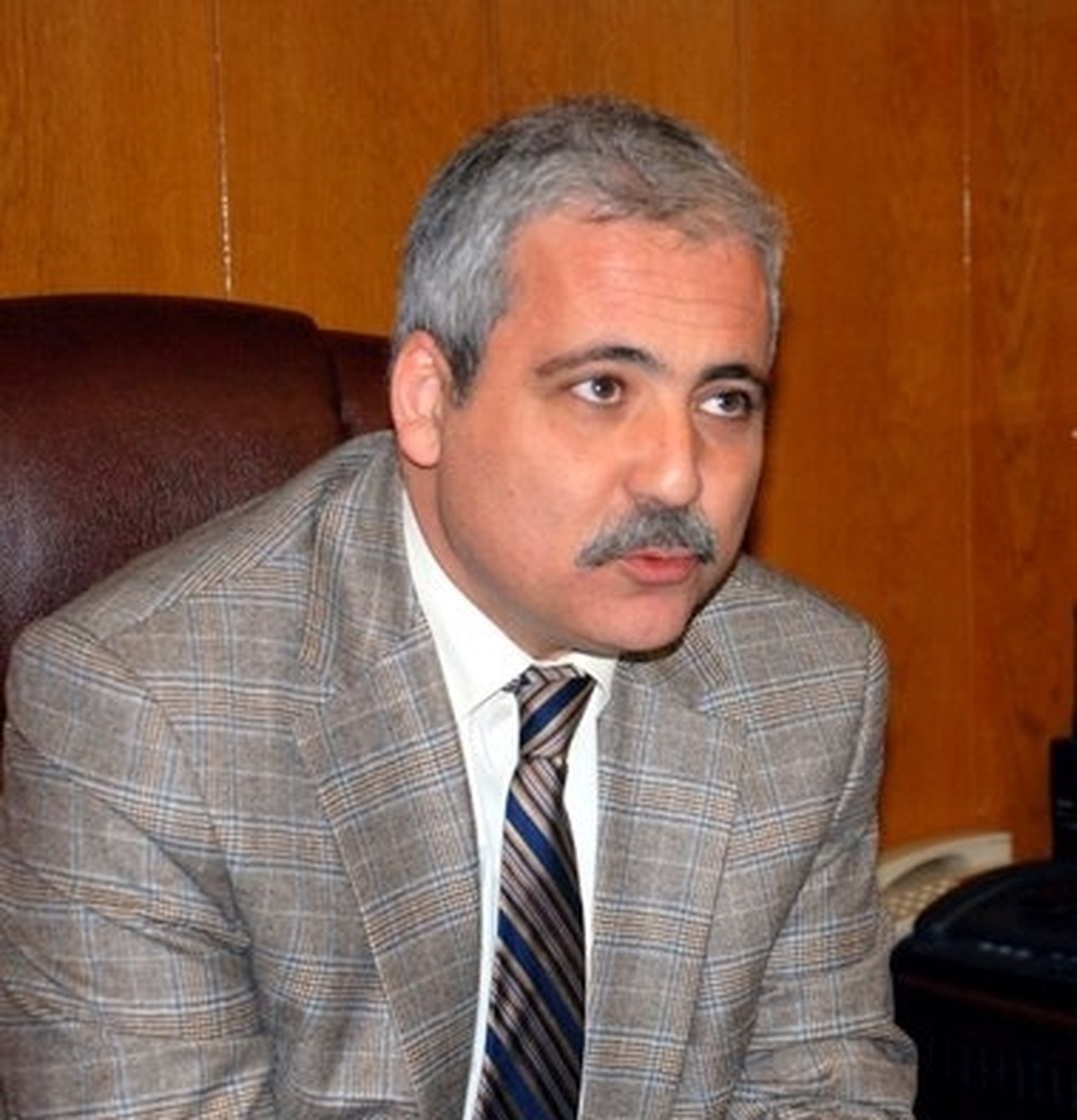 Bingöl Valisi Güvençer."Bingöl\'e 104 Milyon 600 Bin Lira Bütçe ile 11 İlköğretim Okulu, 8 Lise, 2...
