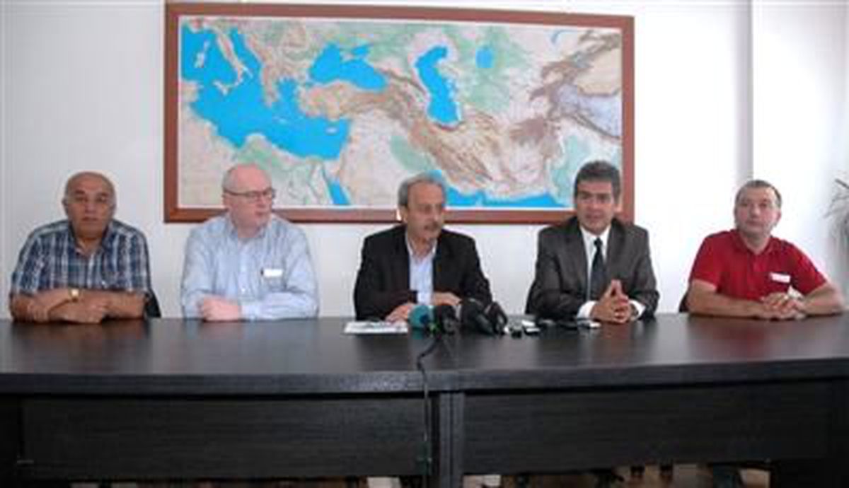 CHP Eskişehir Milletvekillerinin Meclis\'in Toplanması Açıklaması