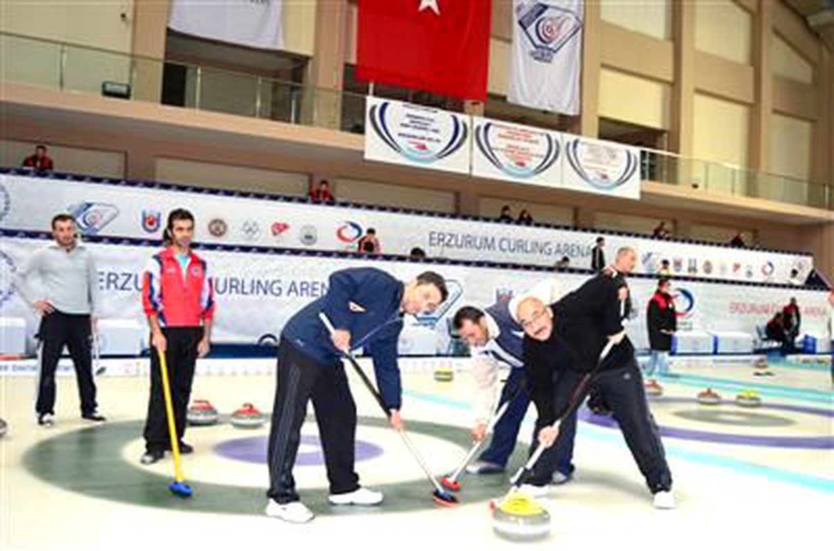 Curlingin Şampiyonları Belli Oluyor