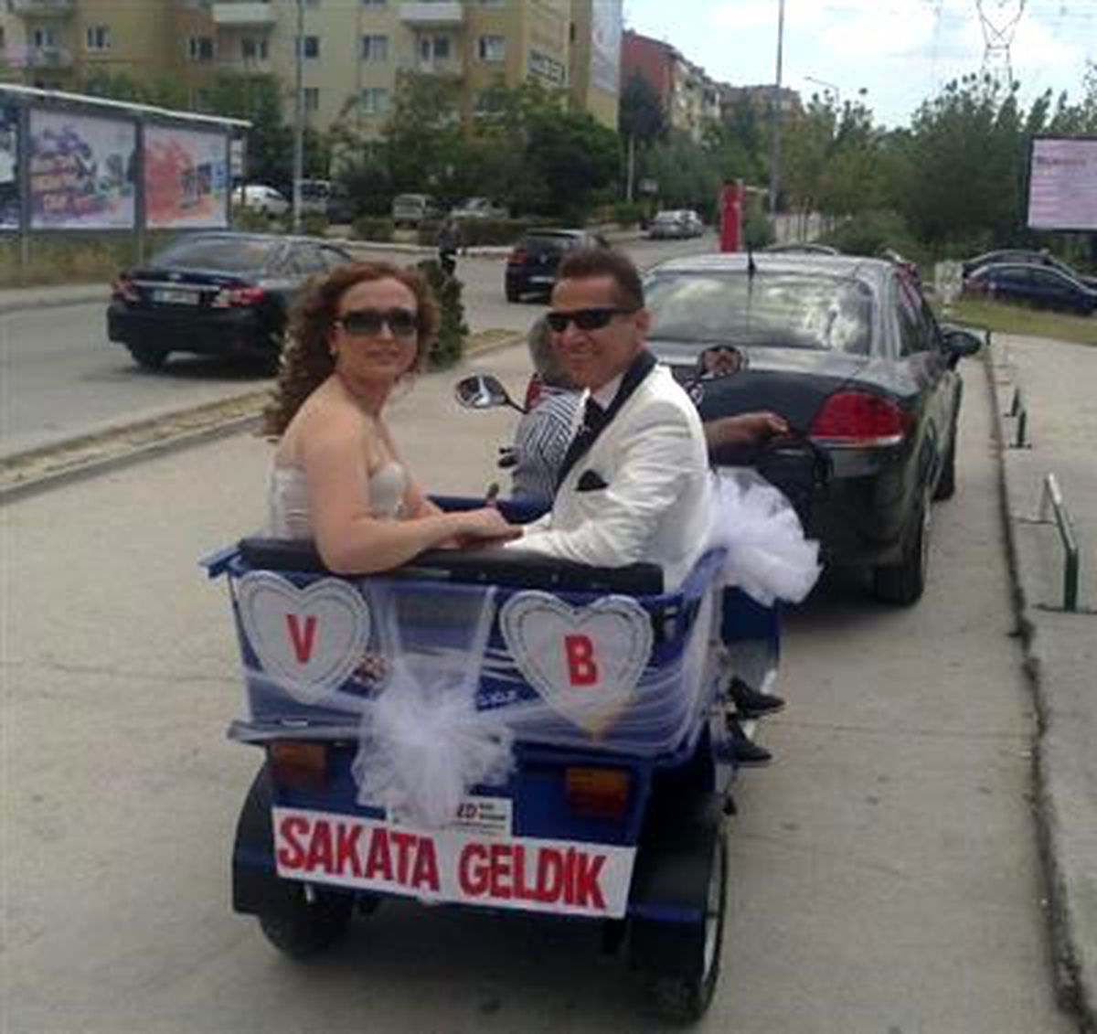 Engelli Motosikletini Düğün Arabası Yaptılar
