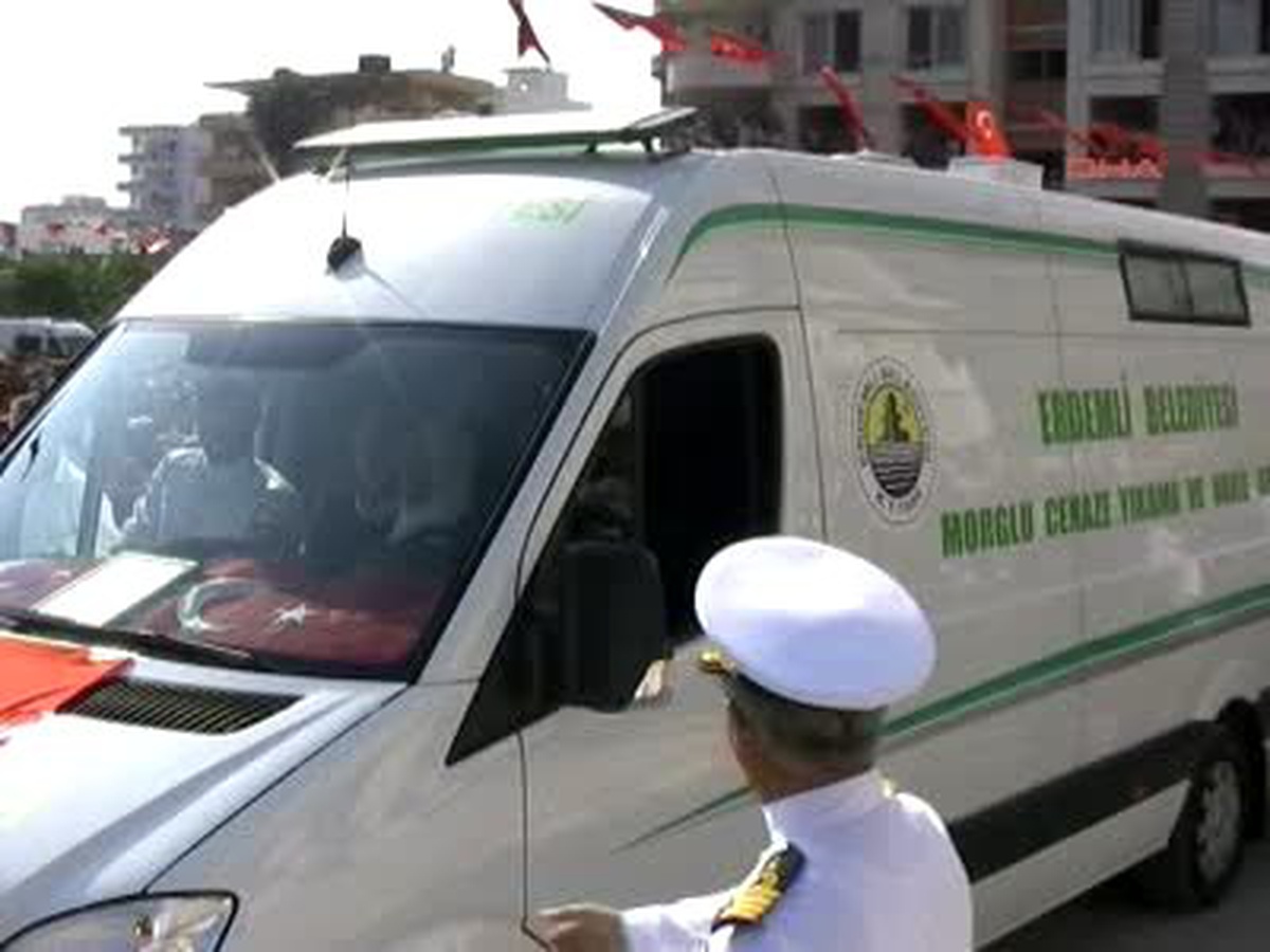 Erdemliyeniden 1 Foça Kahramanı Son Yolculuğuna Uğurlandı