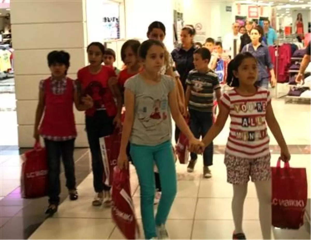 Gesiad\'tan İhtiyaç Sahibi Çocuklara Bayramlık