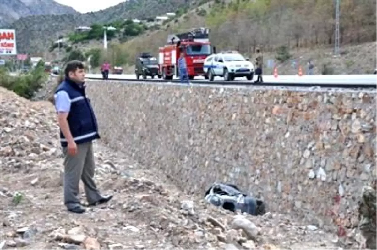 Gümüşhane\'de Trafik Kazası: 1 Ölü, 4 Yaralı