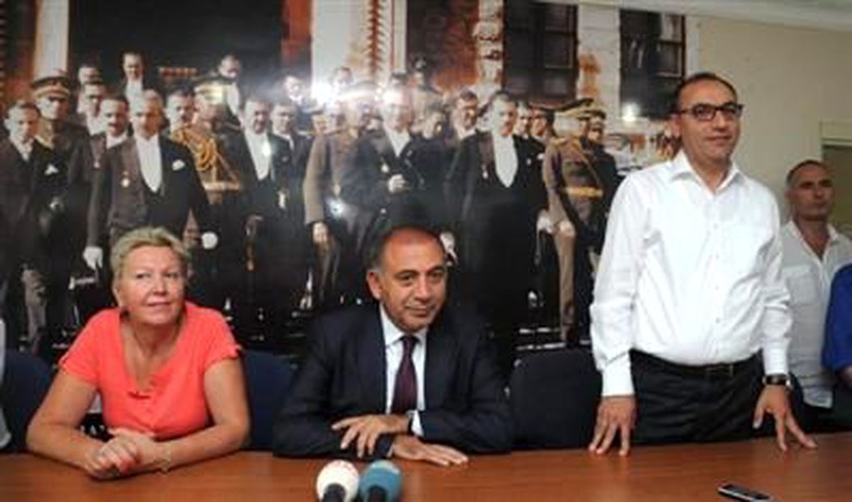 Gürsel Tekin\'den AK Parti\'ye Hüseyin Aygün Eleştirisi
