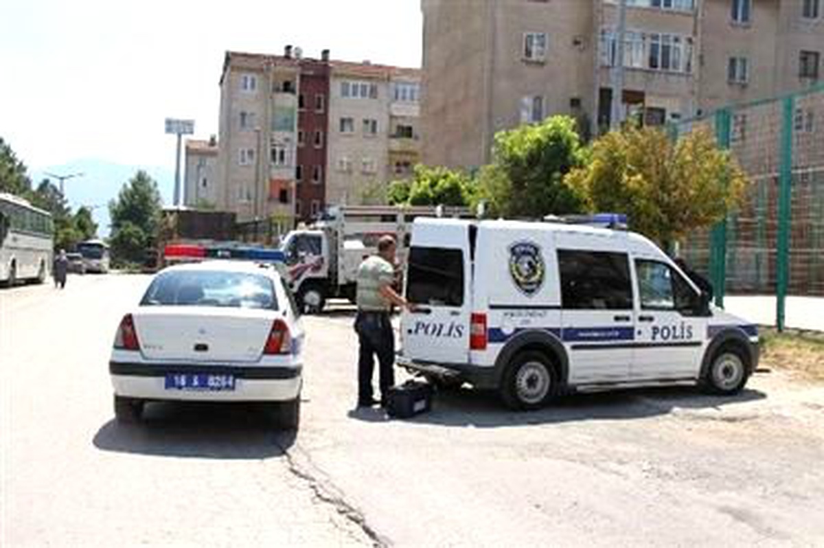 İstanbul\'dan Çalınan Kamyonet Bursa\'da Bulundu