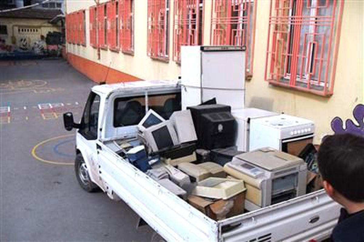 İzmit\'te 43 Ton Elektronik Atık Toplandı