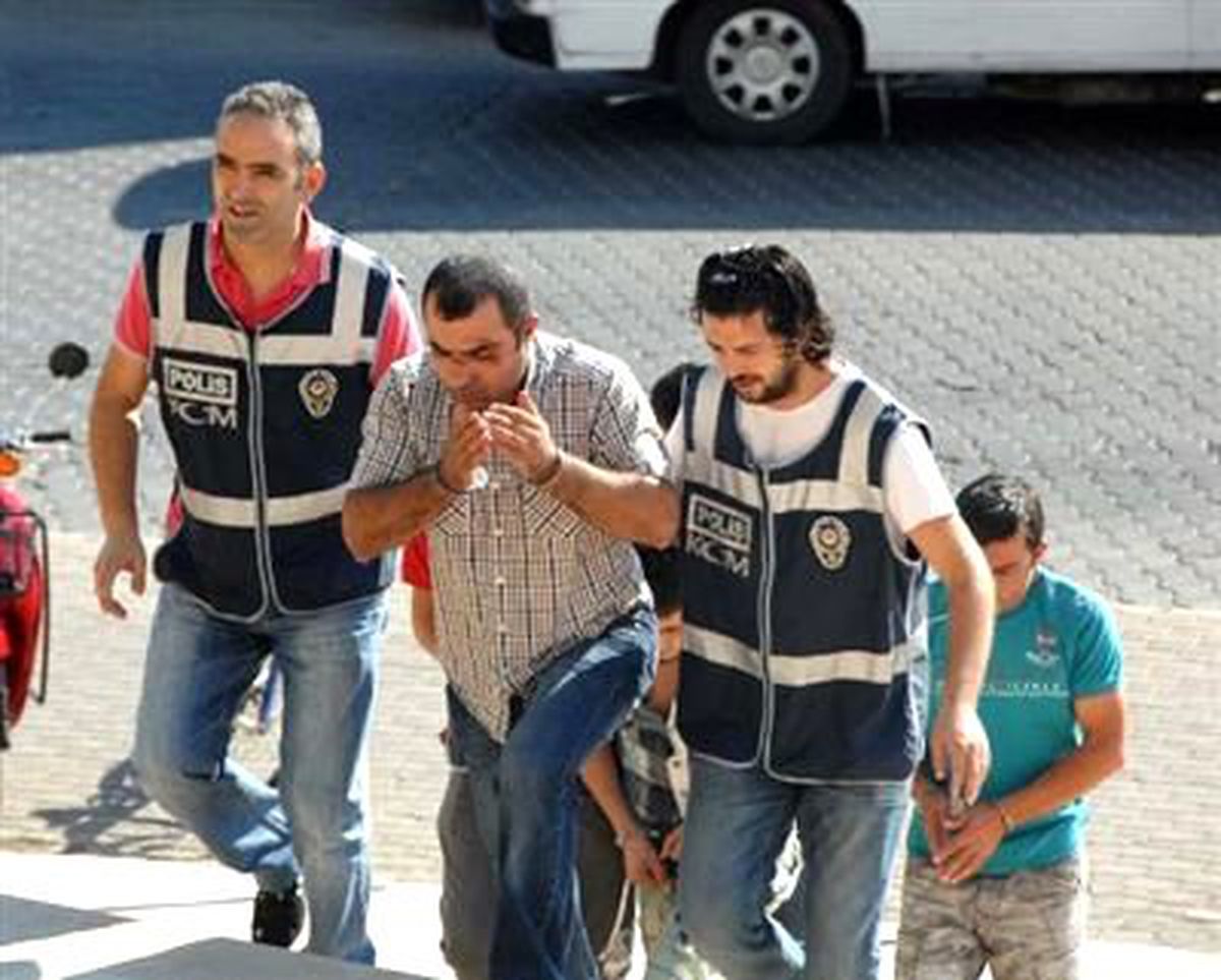 Marmaris\'te Uyuşturucu Operasyonu: 3 Gözaltı
