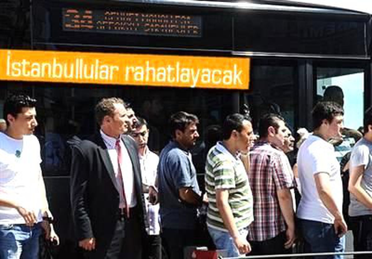 Metrobüs Kuyruğuna Elektronik Çözüm