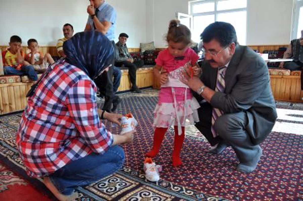 Odabaşı\'ndan Çocuklara Bayramlık