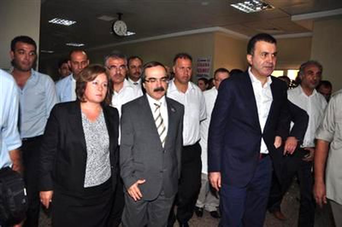 Ömer Çelik: Daha Ciddi Katliamlara Başvurabilirler (2)