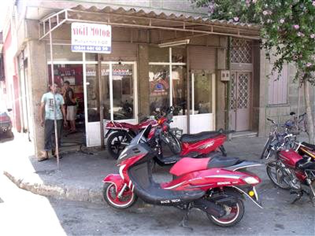 Plakası Motosikletler Toplandı