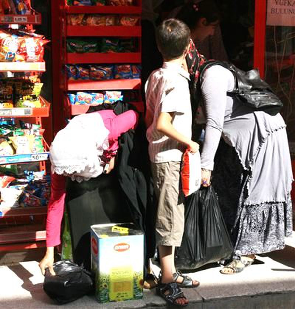 Silvan Belediye Başkanlığı\'ndan 550 Aileye Yardım