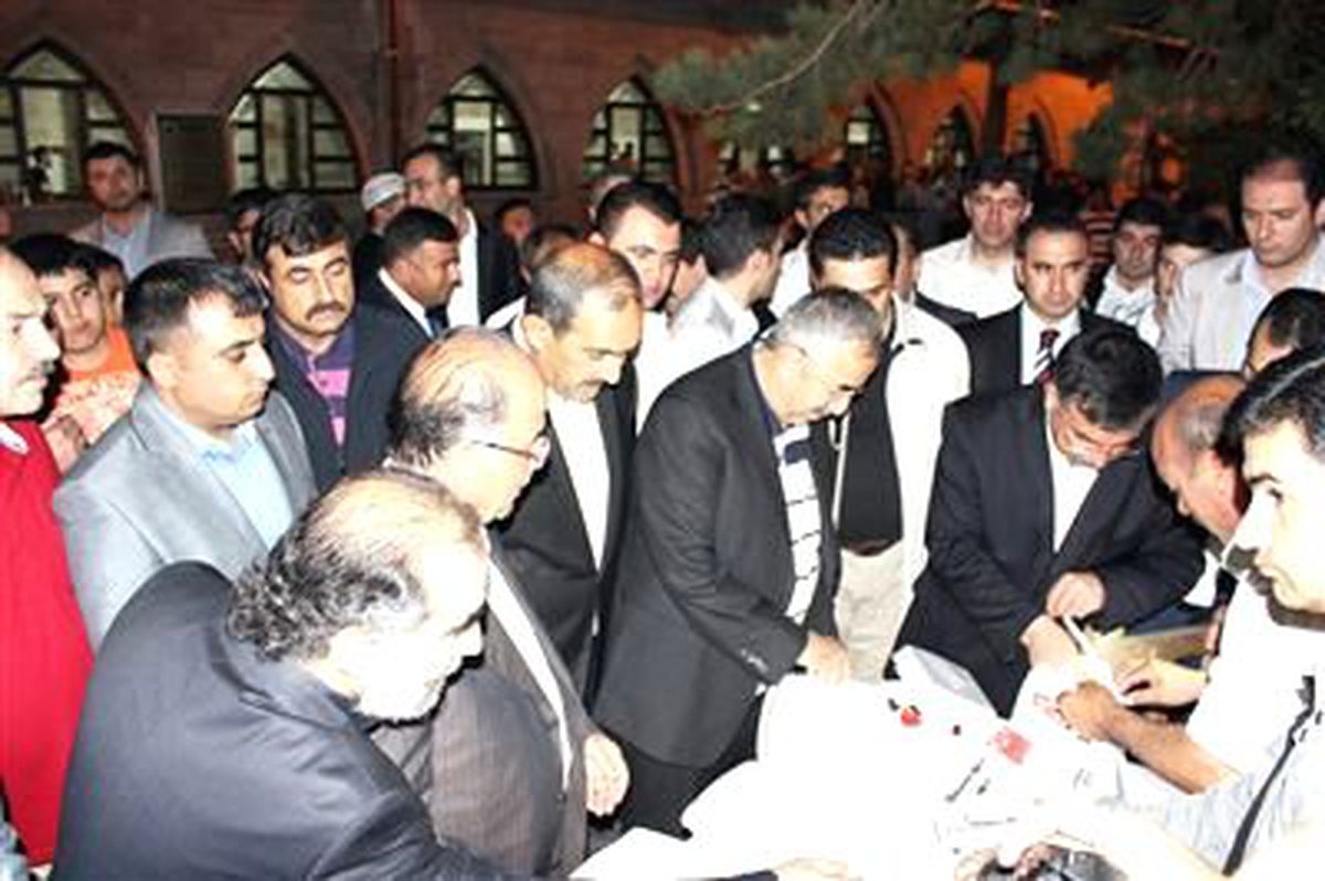 Sivas Belediyesi\'nde Kadir Gecesi\'ne Özel Sahur Programı
