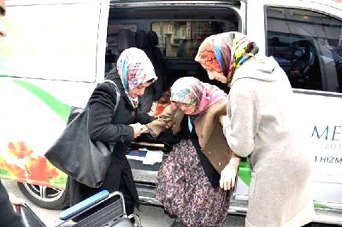 Yaşlılar, Yalnız Bırakılmıyor