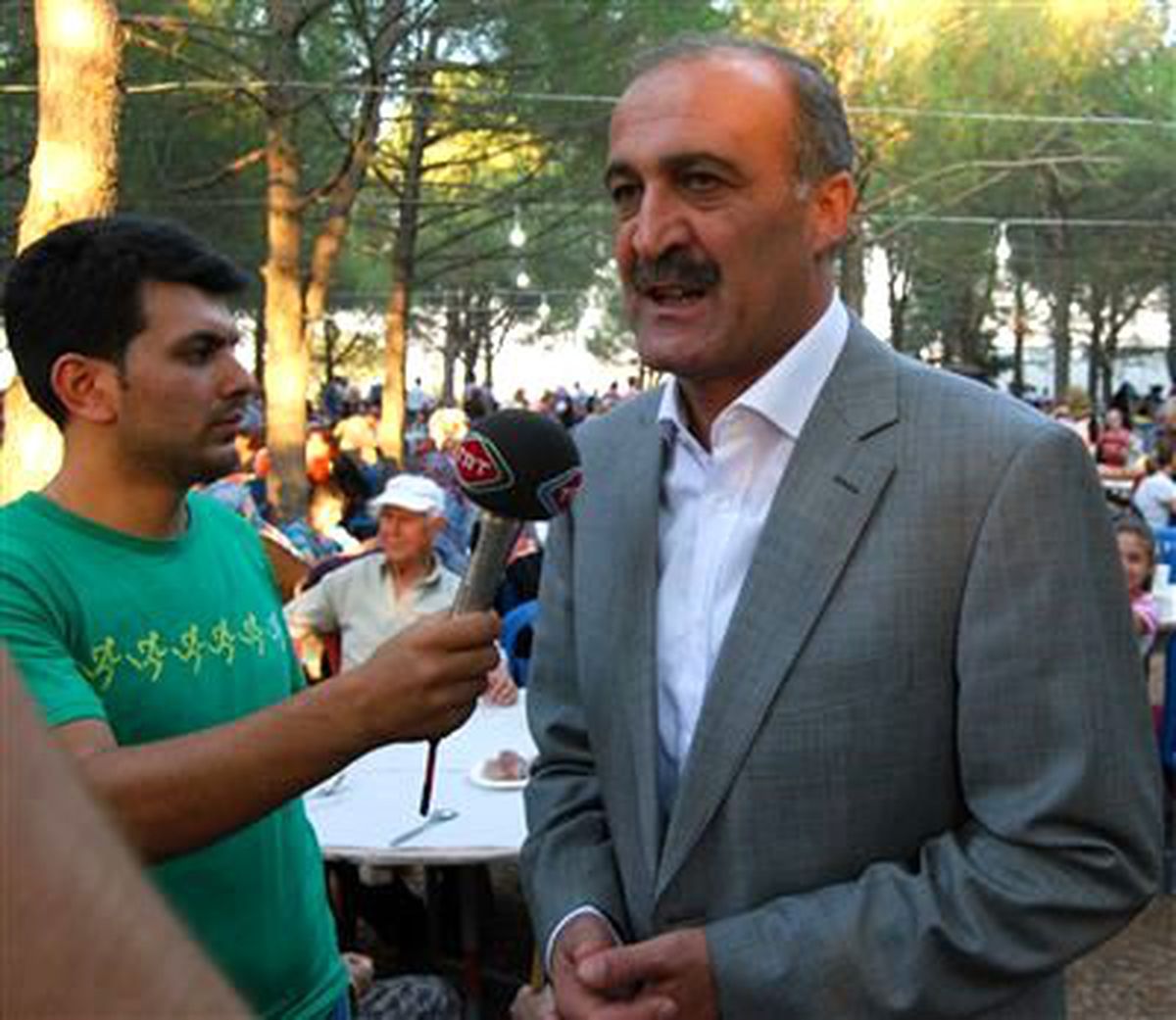 Yunus Emre\'nin Köyünde 10 Bin Kişi İftarda Buluştu